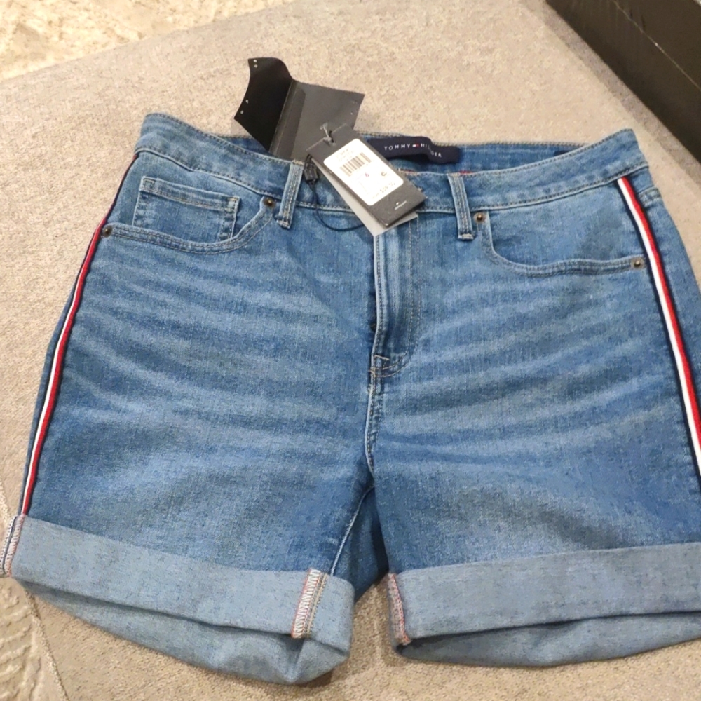 Women's Tommy Hilfiger shorts .